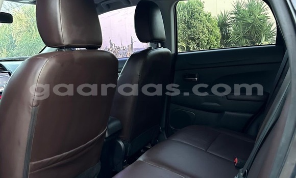 Dieundeu Occasion Mitsubishi Outlander Black Auto in Dakar in Dakar Dieundeu Occasion Mitsubishi Outlander Black Auto in Dakar in Dakar