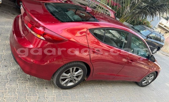 Acheter Occasion Voiture Hyundai Elantra Rouge à Dakar, Dakar Acheter Occasion Voiture Hyundai Elantra Rouge à Dakar, Dakar