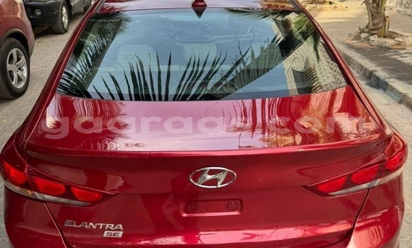 Acheter Occasion Voiture Hyundai Elantra Rouge à Dakar, Dakar Acheter Occasion Voiture Hyundai Elantra Rouge à Dakar, Dakar