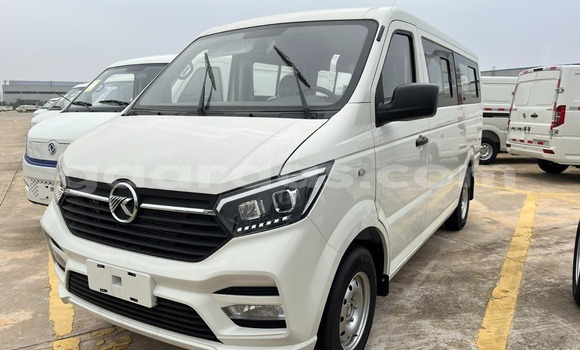 Buy New Toyota Hiace White Car in Louga in Louga Buy New Toyota Hiace White Car in Louga in Louga