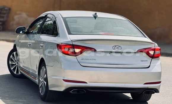Acheter Import Voiture Hyundai Sonata Gris métallisé à Dakar, Dakar Acheter Import Voiture Hyundai Sonata Gris métallisé à Dakar, Dakar