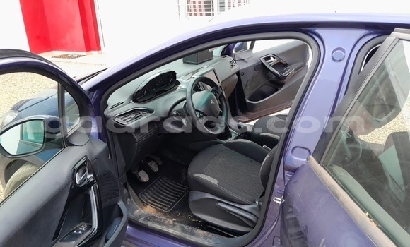 Buy Used Peugeot 208 Blue Car in Dakar in Dakar Buy Used Peugeot 208 Blue Car in Dakar in Dakar