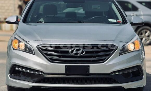 Acheter Import Voiture Hyundai Sonata Gris à Dakar, Dakar