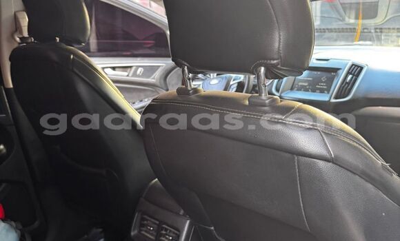 Acheter Import Voiture Ford Edge Noir à Dakar, Dakar Acheter Import Voiture Ford Edge Noir à Dakar, Dakar