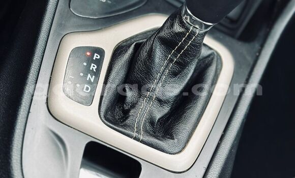 Buy Import Jeep Cherokee Red Car in Dakar in Dakar Buy Import Jeep Cherokee Red Car in Dakar in Dakar