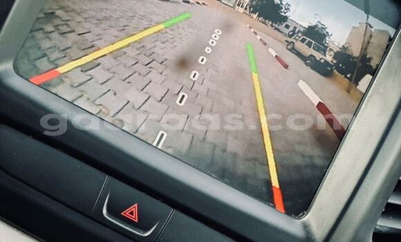 Buy Import Jeep Cherokee Red Car in Dakar in Dakar Buy Import Jeep Cherokee Red Car in Dakar in Dakar