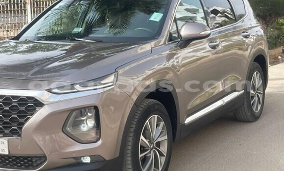Buy Used Hyundai Santa Fe Other Car in Dakar in Dakar Buy Used Hyundai Santa Fe Other Car in Dakar in Dakar