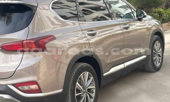 Buy Used Hyundai Santa Fe Other Car in Dakar in Dakar Buy Used Hyundai Santa Fe Other Car in Dakar in Dakar