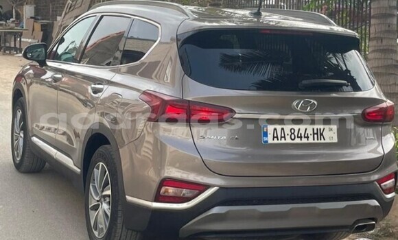 Buy Used Hyundai Santa Fe Other Car in Dakar in Dakar Buy Used Hyundai Santa Fe Other Car in Dakar in Dakar