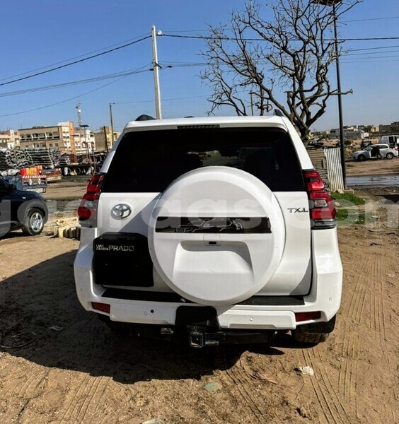 Big with watermark toyota prado dakar dakar 26418