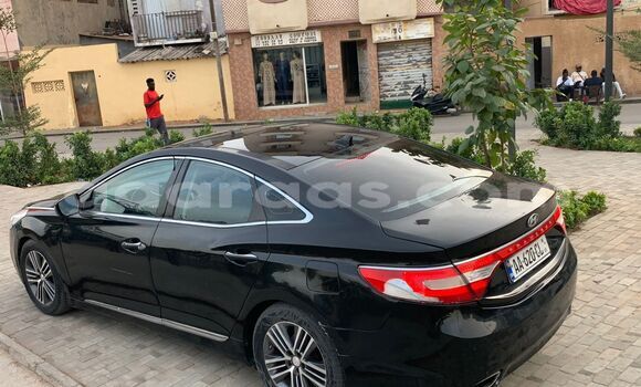 Buy Used Hyundai Grandeur Black Car in Dakar in Dakar Buy Used Hyundai Grandeur Black Car in Dakar in Dakar