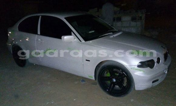 Acheter Occasion Voiture BMW 3-Series Blanc à Gueule Tapee Fass Colobane au Dakar Acheter Occasion Voiture BMW 3-Series Blanc à Gueule Tapee Fass Colobane au Dakar