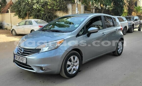 Dieundeu Occasion Nissan Versa Silver Auto in Dakar in Dakar Dieundeu Occasion Nissan Versa Silver Auto in Dakar in Dakar