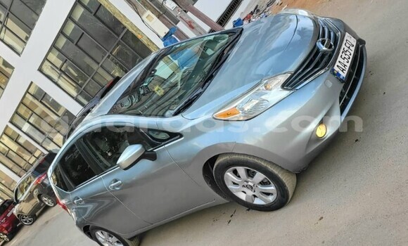 Dieundeu Occasion Nissan Versa Silver Auto in Dakar in Dakar Dieundeu Occasion Nissan Versa Silver Auto in Dakar in Dakar