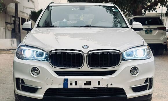 Dieundeu Imported BMW X5 White Auto in Dakar in Dakar