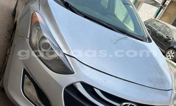 Buy Used Hyundai Elantra Silver Car in Dakar in Dakar Buy Used Hyundai Elantra Silver Car in Dakar in Dakar