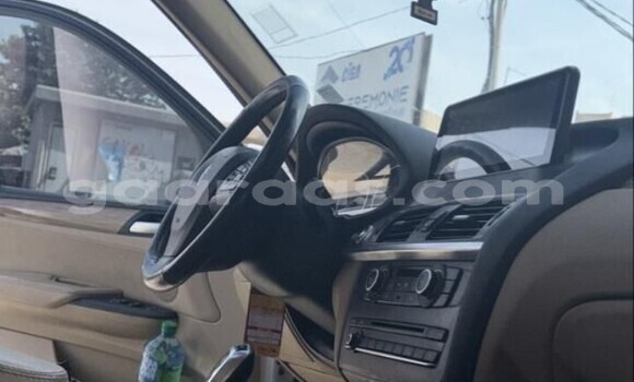 Acheter Occasion Voiture BMW X3 Blanc à Dakar, Dakar Acheter Occasion Voiture BMW X3 Blanc à Dakar, Dakar