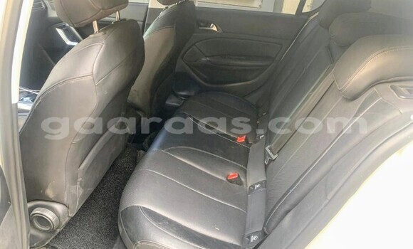 Acheter Occasion Voiture Peugeot 308 Blanc à Dakar, Dakar Acheter Occasion Voiture Peugeot 308 Blanc à Dakar, Dakar