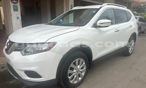 Dieundeu Occasion Nissan Rogue White Auto in Dakar in Dakar Dieundeu Occasion Nissan Rogue White Auto in Dakar in Dakar