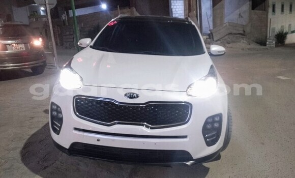 Acheter Occasion Voiture Kia Sportage Blanc à Dakar, Dakar Acheter Occasion Voiture Kia Sportage Blanc à Dakar, Dakar