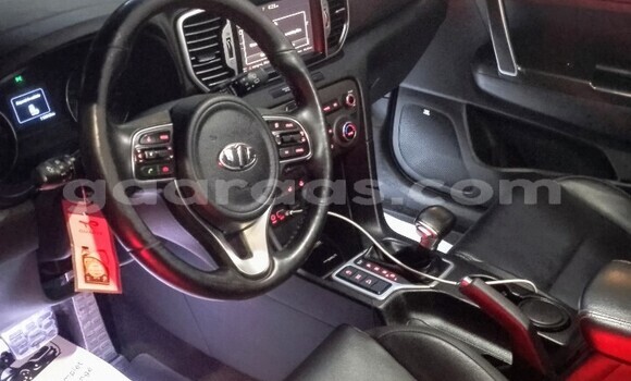 Acheter Occasion Voiture Kia Sportage Blanc à Dakar, Dakar Acheter Occasion Voiture Kia Sportage Blanc à Dakar, Dakar