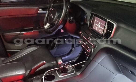 Acheter Occasion Voiture Kia Sportage Blanc à Dakar, Dakar Acheter Occasion Voiture Kia Sportage Blanc à Dakar, Dakar