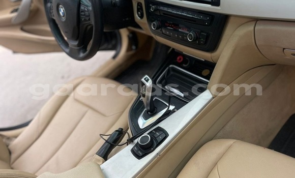 Acheter Occasion Voiture BMW 3–Series Noir à Dakar, Dakar Acheter Occasion Voiture BMW 3–Series Noir à Dakar, Dakar