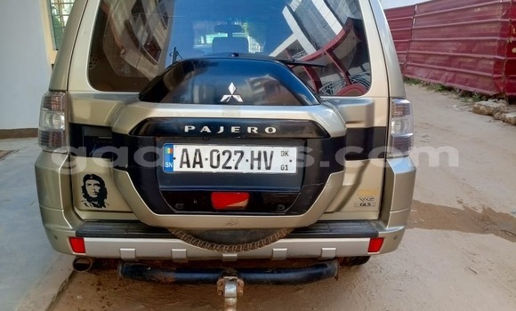 Acheter Occasion Voiture Mitsubishi Pajero Beige à Dakar, Dakar Acheter Occasion Voiture Mitsubishi Pajero Beige à Dakar, Dakar