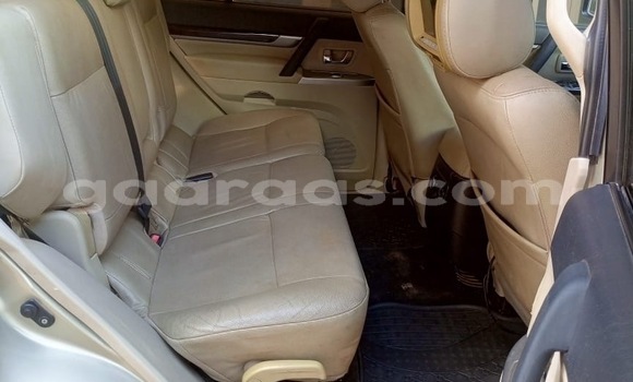 Acheter Occasion Voiture Mitsubishi Pajero Beige à Dakar, Dakar Acheter Occasion Voiture Mitsubishi Pajero Beige à Dakar, Dakar