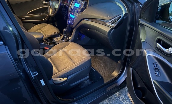 Acheter Occasion Voiture Hyundai Santa Fe Gris à Dakar, Dakar Acheter Occasion Voiture Hyundai Santa Fe Gris à Dakar, Dakar