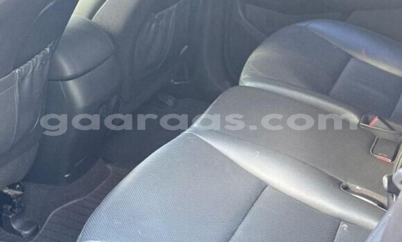 Dieundeu Occasion Hyundai Santa Fe Silver Auto in Dakar in Dakar Dieundeu Occasion Hyundai Santa Fe Silver Auto in Dakar in Dakar