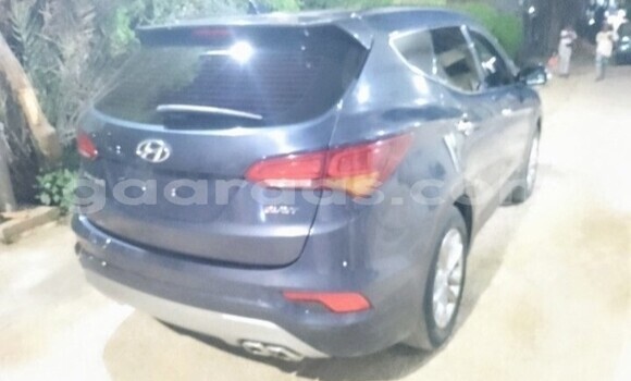 Dieundeu Occasion Hyundai Santa Fe Silver Auto in Dakar in Dakar Dieundeu Occasion Hyundai Santa Fe Silver Auto in Dakar in Dakar