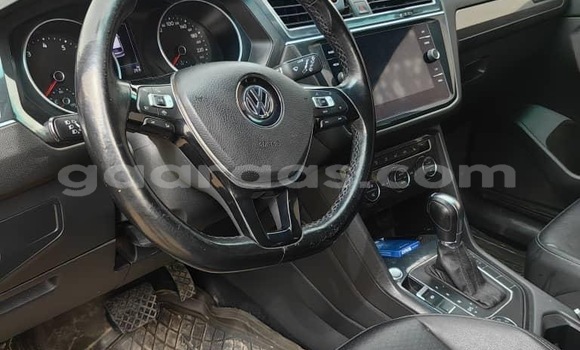 Dieundeu Occasion Volkswagen Tiguan Blue Auto in Dakar in Dakar Dieundeu Occasion Volkswagen Tiguan Blue Auto in Dakar in Dakar