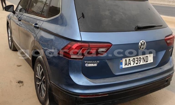 Dieundeu Occasion Volkswagen Tiguan Blue Auto in Dakar in Dakar Dieundeu Occasion Volkswagen Tiguan Blue Auto in Dakar in Dakar