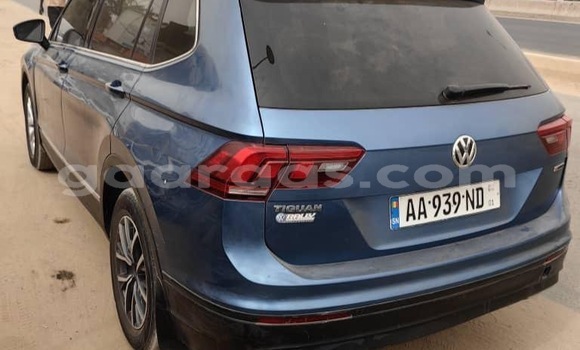 Dieundeu Occasion Volkswagen Tiguan Blue Auto in Dakar in Dakar Dieundeu Occasion Volkswagen Tiguan Blue Auto in Dakar in Dakar