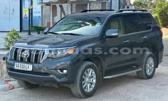 Dieundeu Imported Toyota Prado Silver Auto in Dakar in Dakar Dieundeu Imported Toyota Prado Silver Auto in Dakar in Dakar