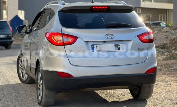 Buy Import Hyundai Tucson Silver Car in Dakar in Dakar Buy Import Hyundai Tucson Silver Car in Dakar in Dakar