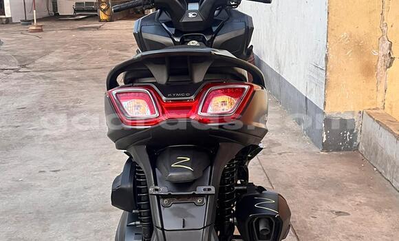 Acheter Import Moto Kymco Downtown Noir à Dakar, Dakar Acheter Import Moto Kymco Downtown Noir à Dakar, Dakar