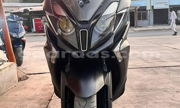 Acheter Import Moto Kymco Downtown Noir à Dakar, Dakar Acheter Import Moto Kymco Downtown Noir à Dakar, Dakar