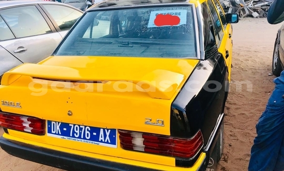 Dieundeu Occasion Mercedes‒Benz 190 Beige Auto in Dakar in Dakar Dieundeu Occasion Mercedes‒Benz 190 Beige Auto in Dakar in Dakar