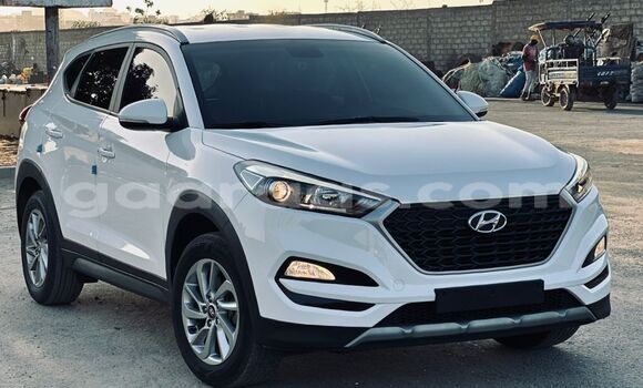 Dieundeu Imported Hyundai Tucson White Auto in Dakar in Dakar Dieundeu Imported Hyundai Tucson White Auto in Dakar in Dakar