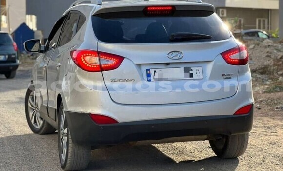 Dieundeu Occasion Hyundai Tucson Silver Auto in Dakar in Dakar Dieundeu Occasion Hyundai Tucson Silver Auto in Dakar in Dakar