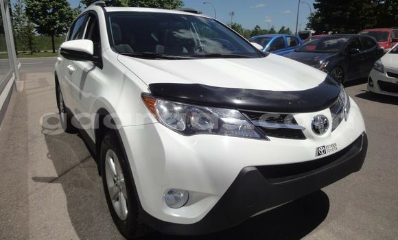 Acheter Occasion Voiture Toyota RAV4 Blanc à Dakar, Dakar Acheter Occasion Voiture Toyota RAV4 Blanc à Dakar, Dakar