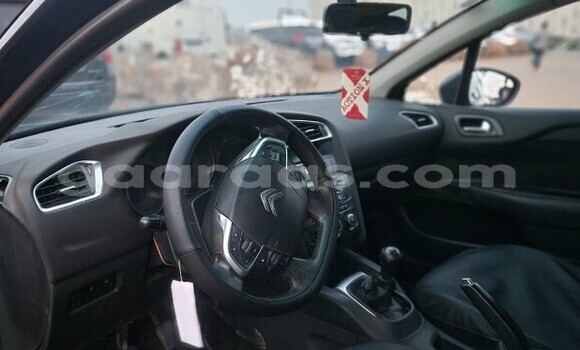 Acheter Occasion Voiture Citroen C4 Autre à Dakar, Dakar Acheter Occasion Voiture Citroen C4 Autre à Dakar, Dakar