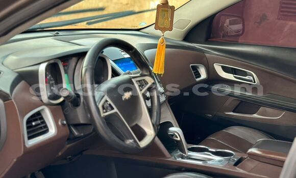 Dieundeu Occasion Chevrolet Equinox Silver Auto in Dakar in Dakar Dieundeu Occasion Chevrolet Equinox Silver Auto in Dakar in Dakar