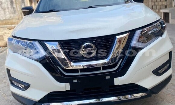 Acheter Occasion Voiture Nissan Rogue Blanc à Dakar, Dakar Acheter Occasion Voiture Nissan Rogue Blanc à Dakar, Dakar