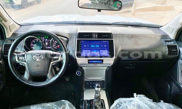 Acheter Occasion Voiture Toyota Prado Blanc à Dakar, Dakar Acheter Occasion Voiture Toyota Prado Blanc à Dakar, Dakar