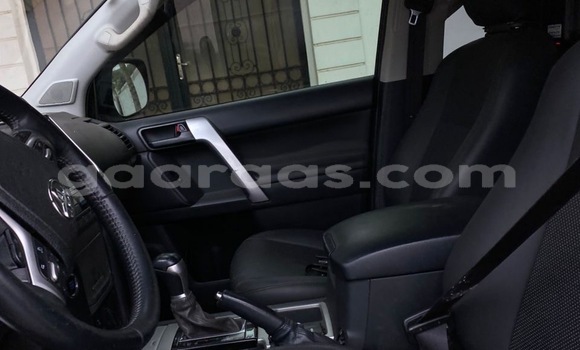 Acheter Occasion Voiture Toyota Prado Blanc à Dakar, Dakar Acheter Occasion Voiture Toyota Prado Blanc à Dakar, Dakar