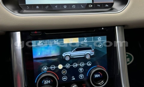 Dieundeu Occasion Range Rover Range Rover White Auto in Dakar in Dakar Dieundeu Occasion Range Rover Range Rover White Auto in Dakar in Dakar