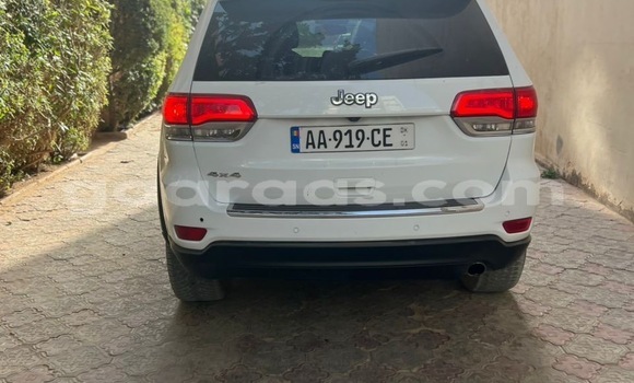 Acheter Occasion Voiture Jeep Grand Cherokee Blanc à Dakar, Dakar Acheter Occasion Voiture Jeep Grand Cherokee Blanc à Dakar, Dakar